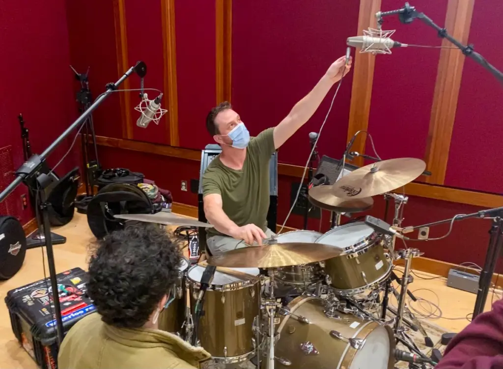 Jeremy-measuring-distance-to-mic Phil Madeira, Nov. 16-18, 2021 Blackbird Studio A - Drum recording - micropho