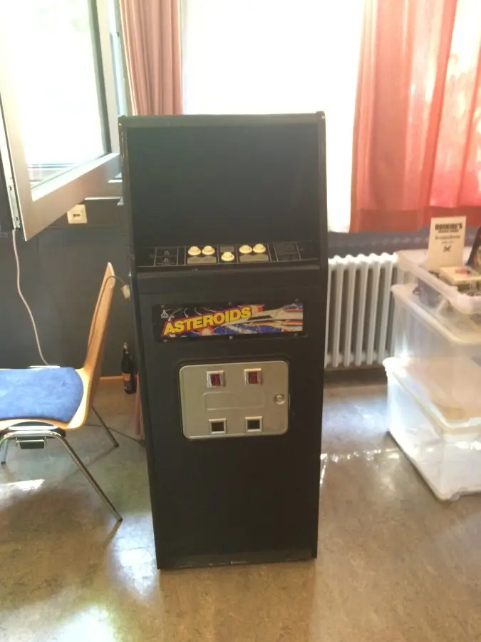 Mueble de Asteroids