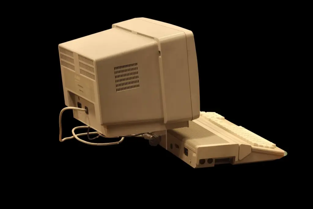 Atari 1040ST . On display at the Cité des Sciences et de l'Industrie