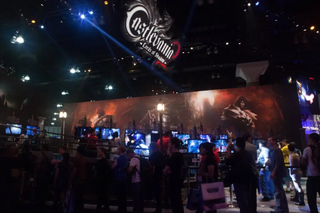 Imagen de contexto: estand de Castlevania en una feria del videojuego