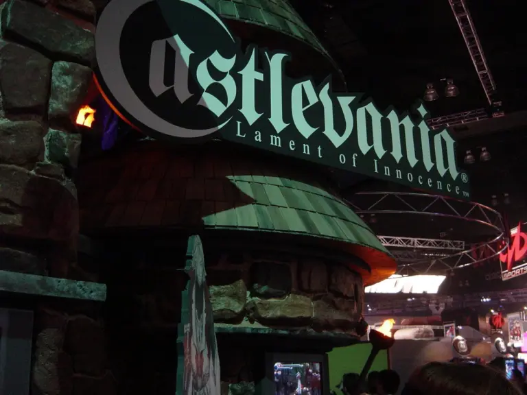 Estand de Castlevania: Lament of Innocence en una feria de 2003
