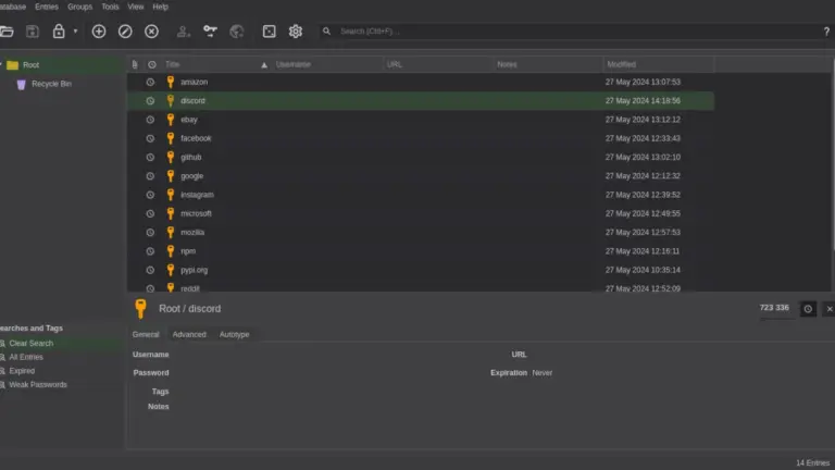 Listado de entradas de contraseñas en la ventana de KeePassXC