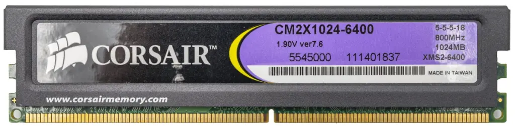 Corsair CM2X-1024-6400 as DDR2 SDRAM with 1024 MiB, 800 MHz base clock speed, and latencies of 5-5-5-18.