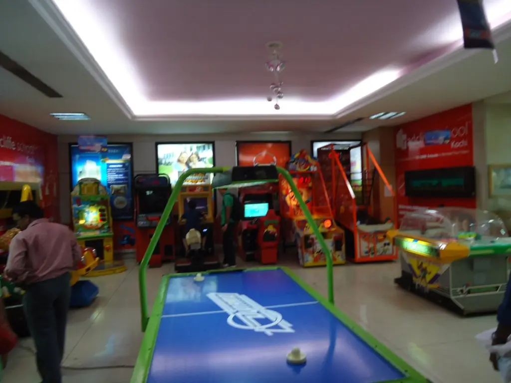 Game center del centro comercial Bay Pride