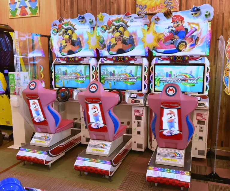 Mueble japonés de Mario Kart Arcade GP DX