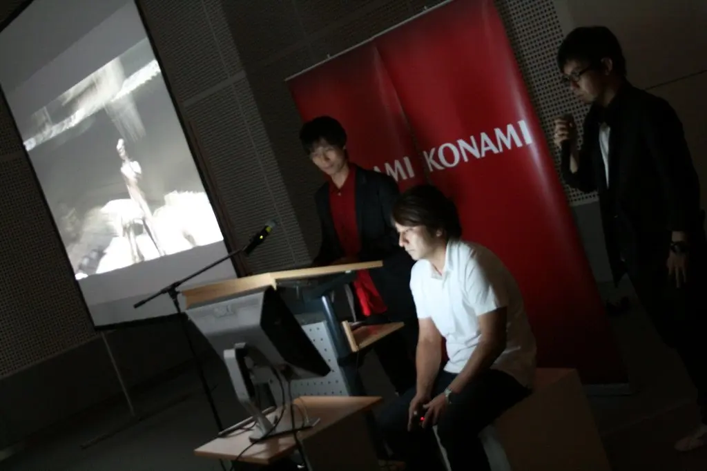 Imagen de contexto: demostración en directo de Metal Gear Solid 4 en la Games Convention de 2007